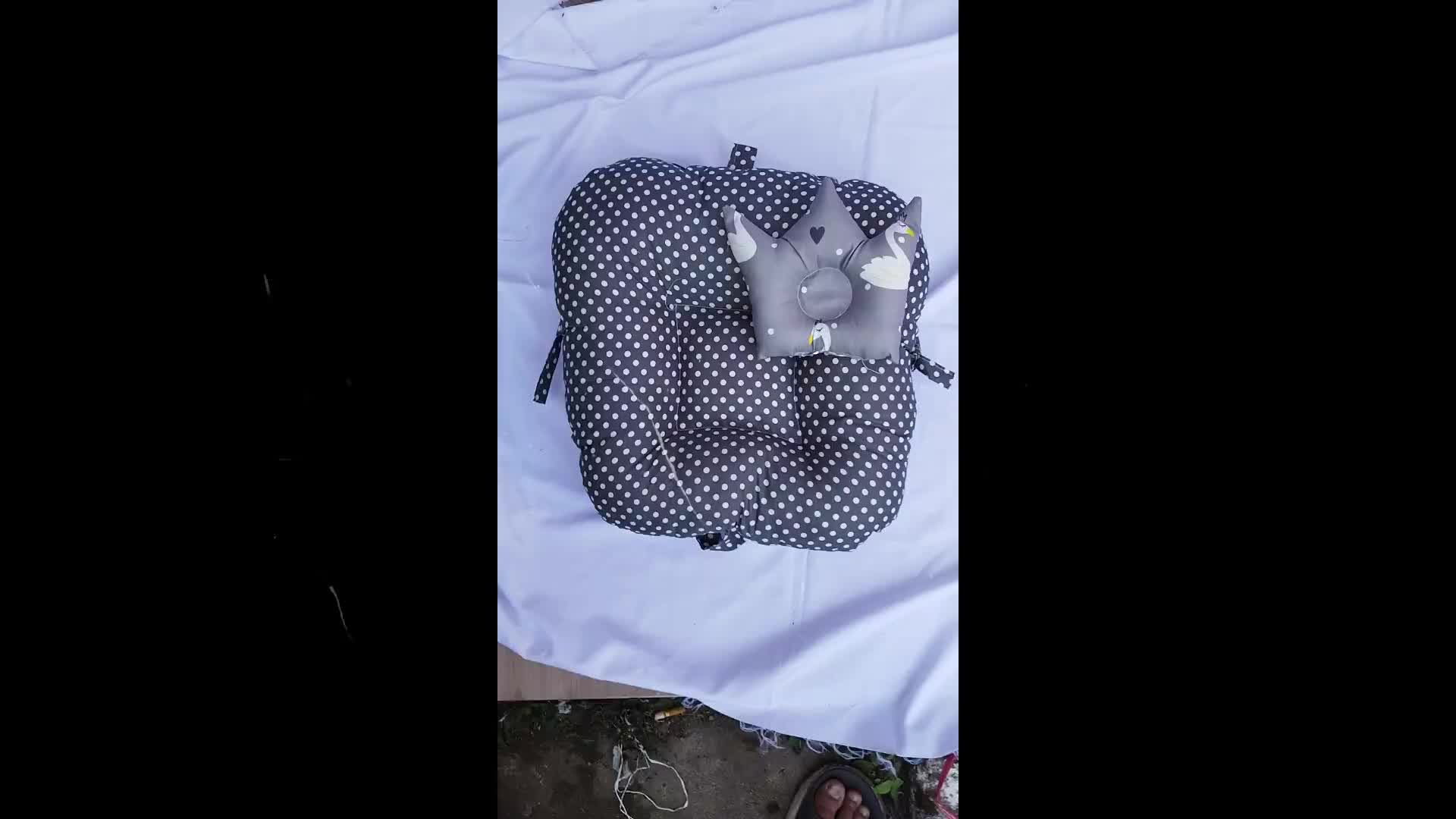 Sofa Bayi Kasur Bayi Dilengkapi Sabuk Pengaman Empuk Isi Silikon Grade A Bonus Bantal Mahkota