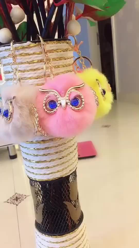 KILAN Gantungan Tas Lucu Pompom Bulu Keychain - CC014
