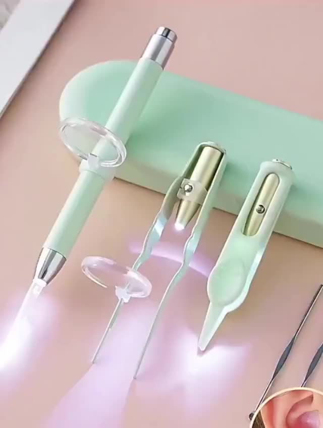 Alat Pembersih Telinga Bayi 4in1 Pembersihan Kotoran Cleaning Ear Baby LED Korek Upil Kuping Silikon Earpick Nose Tweezer Rechargeable One Set Lengkap Lampu Kaca Pembesar Cewek Cowok