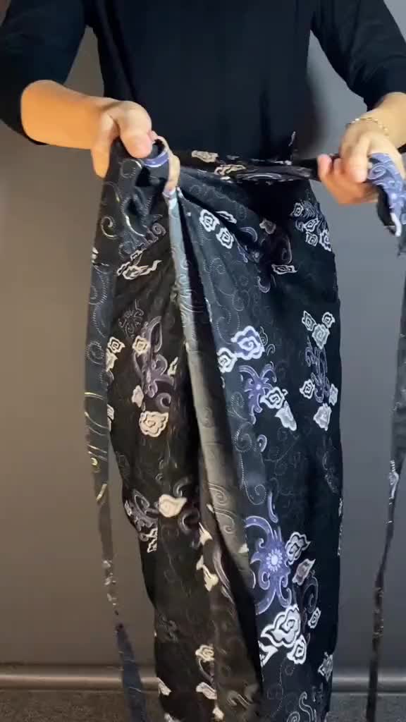 rok lilit warp skirt serut bahan sutra HQ Kain Maxi