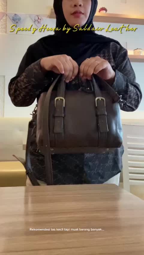 Tas Kulit Asli Selempang Wanita Heera SDL358