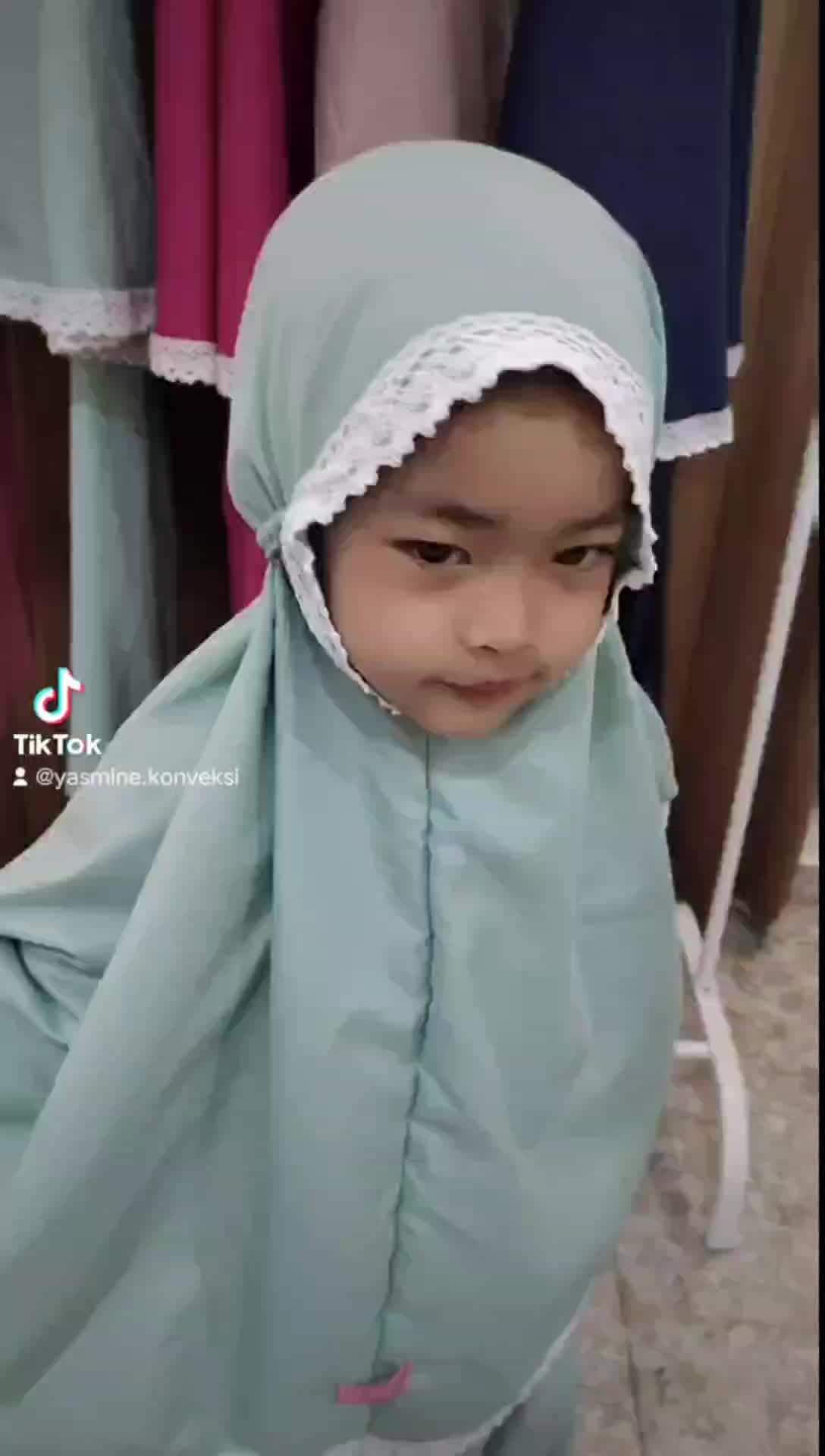 MUKENA ANAK POLOS VARIASI RENDA 1 -11 THN  MUKENA LESTY TERBARU Muslim Baju Cantik Panjang Keluarga