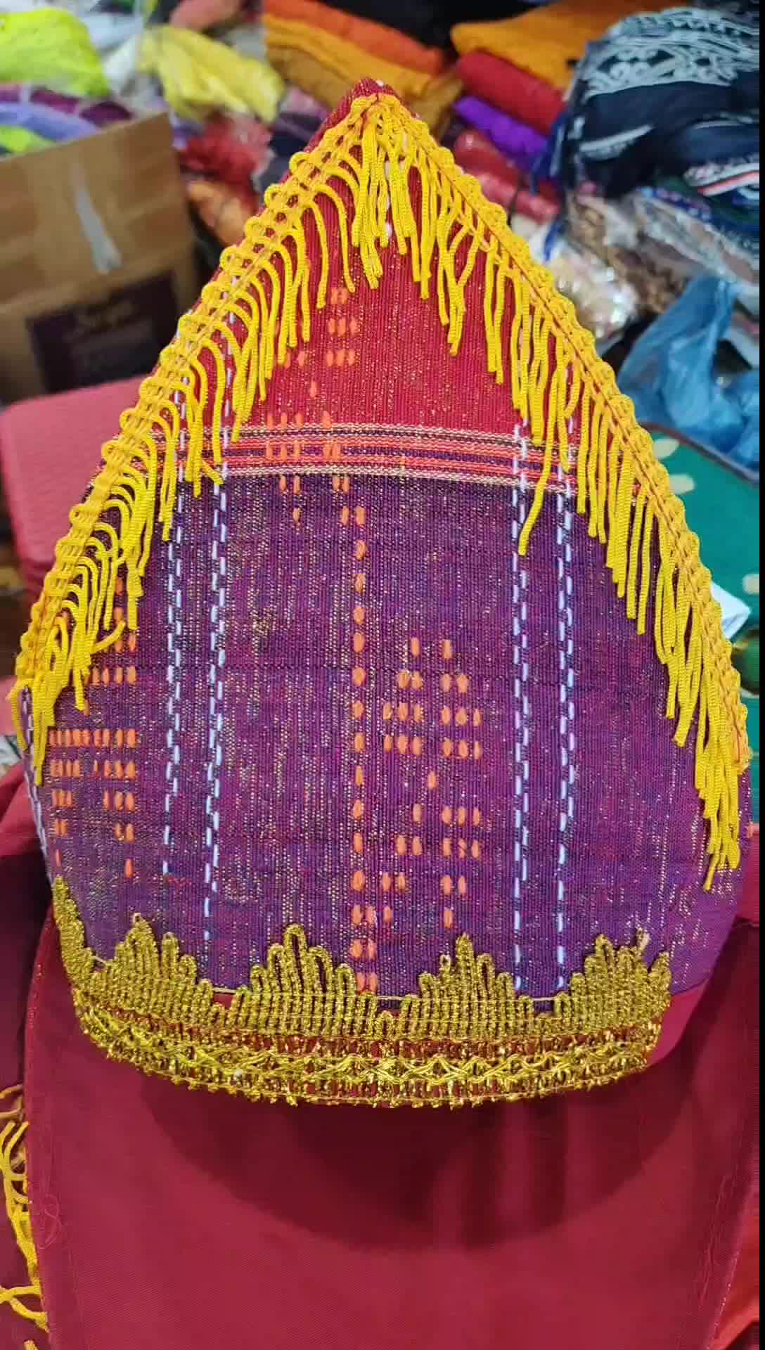 Sortopi Topi Penari Anak Adat Batak