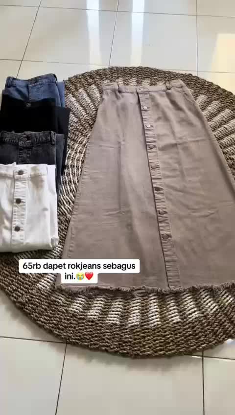 ROK JEANS GESICA  KANCING DEPAN ROK JEANS GESICCA  KANCING DEPAN TERMURAH Formal Panjang Rawis Remaja  Wanita Denim Dewasa Stretch Dewasa Span Basic