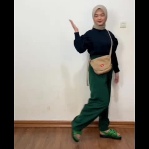 ALEENA BLOUSE | korean style | 100% Cotton | style kekinian | Atasan Ruffle | Bluose fitted body | blus renda / Atasan katun .