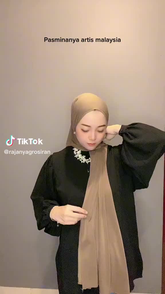 (125k dapat 4) Pashmina Instan Oval Jersey (Bebas Pilih Warna) Pasmina Instant Oval Jersey  Muslim Segi Kerudung Panjang