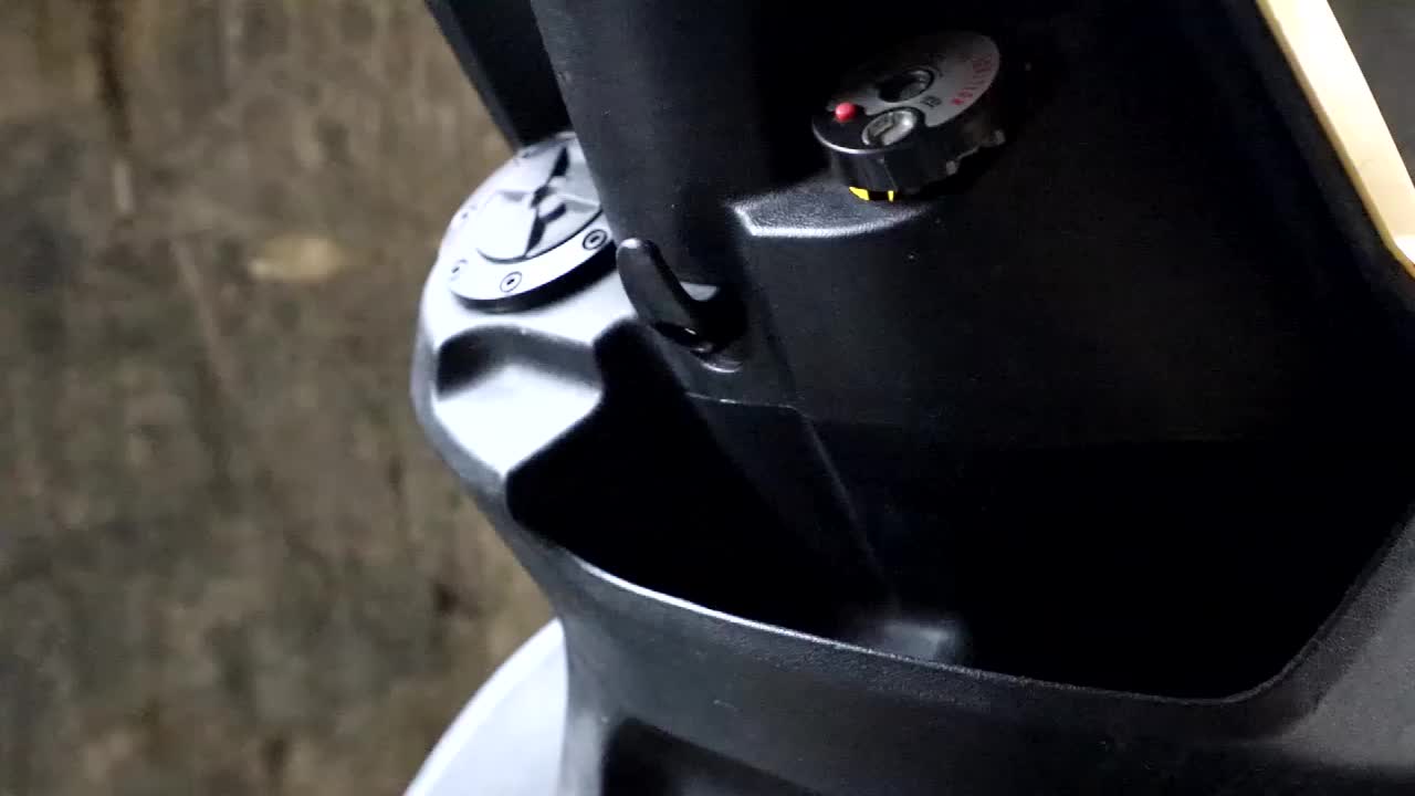 Gantungan Barang Motor Hook Kait Serbaguna Cantolan Tempat Helm Tas Belanja Model Bulat Kuat Kokoh NB9325 - DISTRIBUTHOR