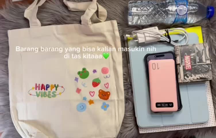 Tasjalanku - Totebag kanvas kantong karakter Muslimah lucu dua kantong depan tas totebag sekolah kuliah muat laptop bisa cod Wanita Cewek Perempuan