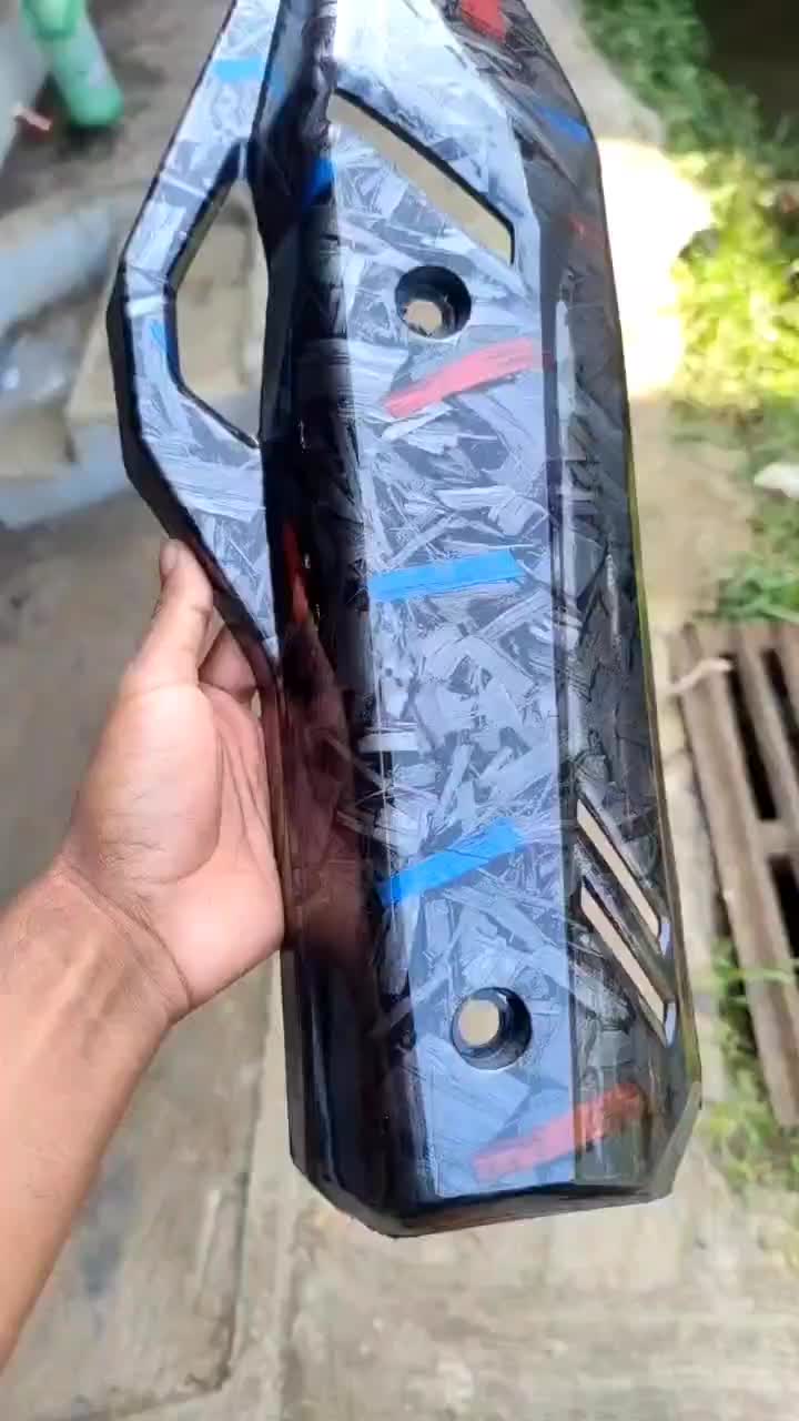 2pcs Forged Merah biru Tutup tameng knalpot & corong Moncong knalpot vario160 pcx160