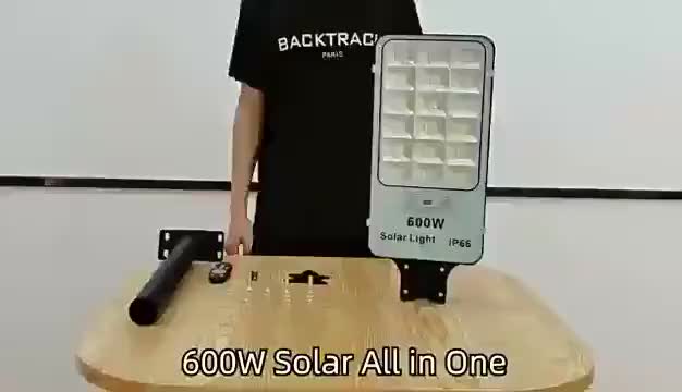 【Garansi 10 tahun】 lampu jalan tenaga matahari otomatis Lampu Solar Tenaga Surya 1000W Lampu Jalan solar cell LED outdoor with Remote Besi lampu tenaga surya lampu cas tahan 24 jam lampu tenaga surya otomatis lampu emergency