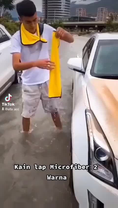 KAIN LAP MICROFIBER 2 WARNA BERDAYA SERAP TINGGI COCOK UNTUK MOBIL KACA MOTOR SERBAGUNA Kuning