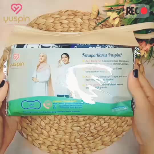 YUSPIN Pembalut Kain Da-y Use - Regular 27cm Isi 6