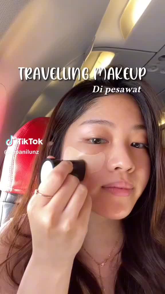 Pixy UV Whitening Concealing Base 9g