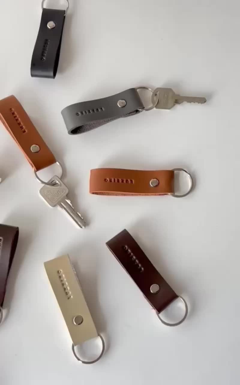 Keychain Gantungan Kunci Kulit Lucu - Ambon