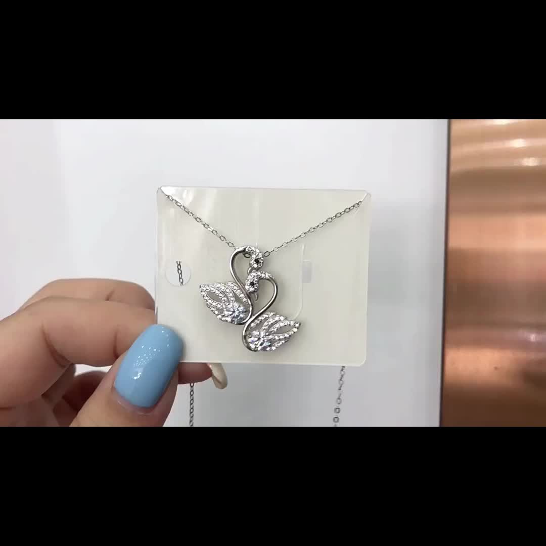 Kalung Angsa Titanium Wanita Anti Karat Luntur ORI Emas Putih Sensor Desain Baru Fashion Baru Light Luxury Classic