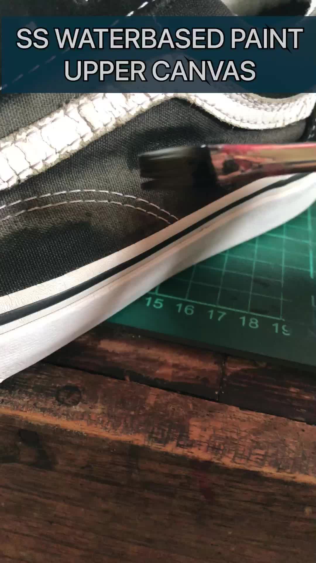 Cat Sepatu SS Waterbased Paint - Suede Dye Canvas Hitam