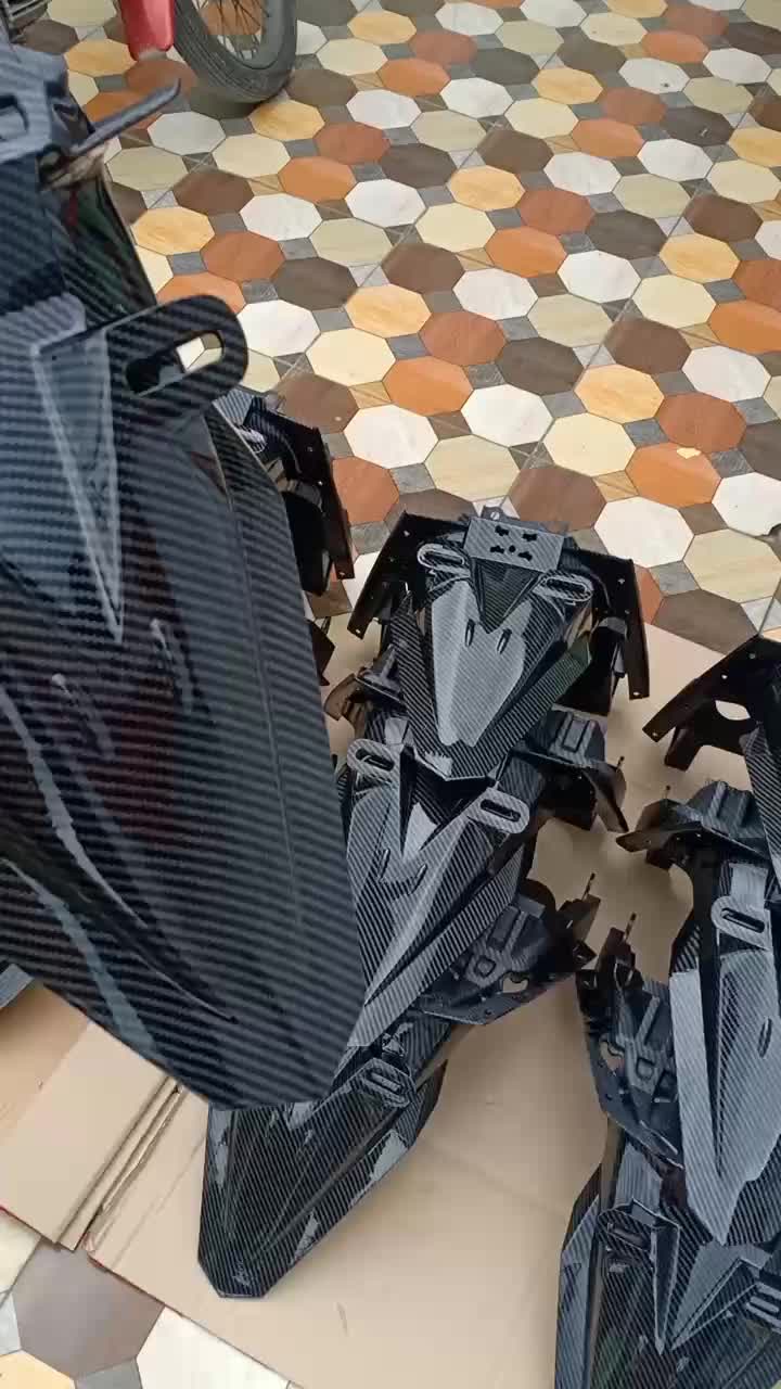 sayap belakang nmax potong carbon / spakbor belakang nmax old potong carbon