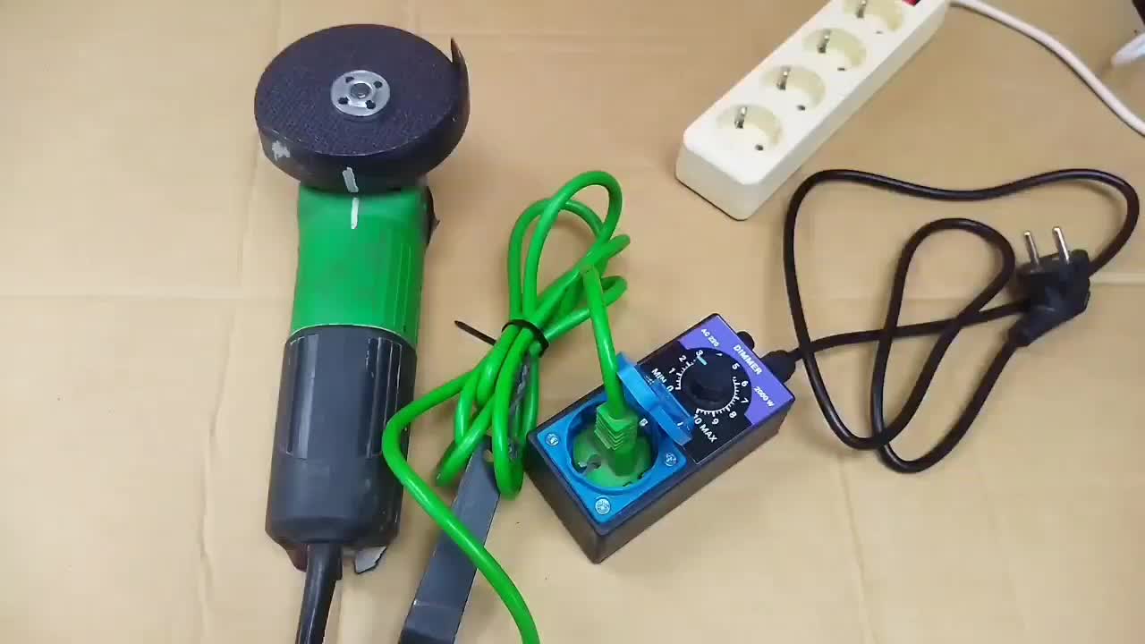 DB1L Dimmer 2000W Pengatur Kecepatan Gerinda Bor Mesin Poles Mesin Jahit Pemanas Heater