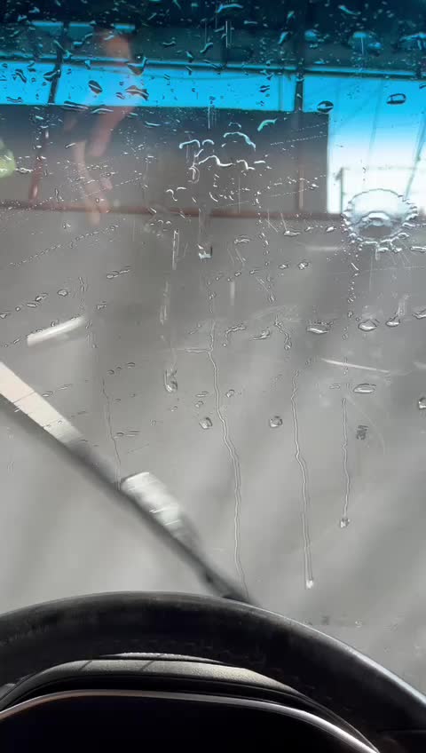 Wiper Mobil Frameless 2 PCS Depan Kiri Kanan Universal Semua Jenis Mobil
