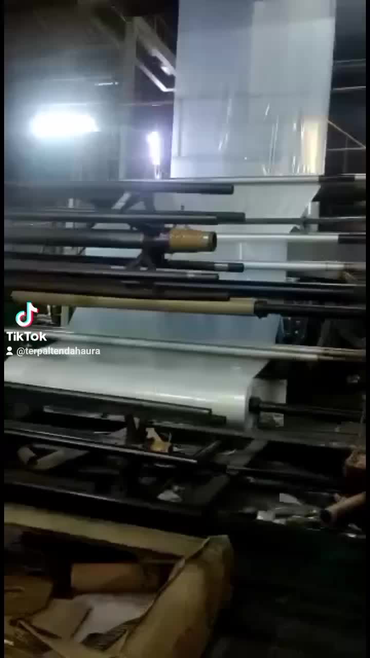 plastik UV 14% 200Mmicron lebar 4 meter panjang nya sesuai klik