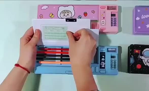 Kotak Pensil Pop-up, Kotak Pensil Kalkulator, Kotak Pensil Kalkulator Dua Lapis, Kotak Penyimpanan Alat Tulis Multifungsi, Astronot, Unicorn Merah Muda, Beruang Ungu, Kotak Pensil Berkapasitas Besar, Hadiah Alat Tulis Pelajar Stationery