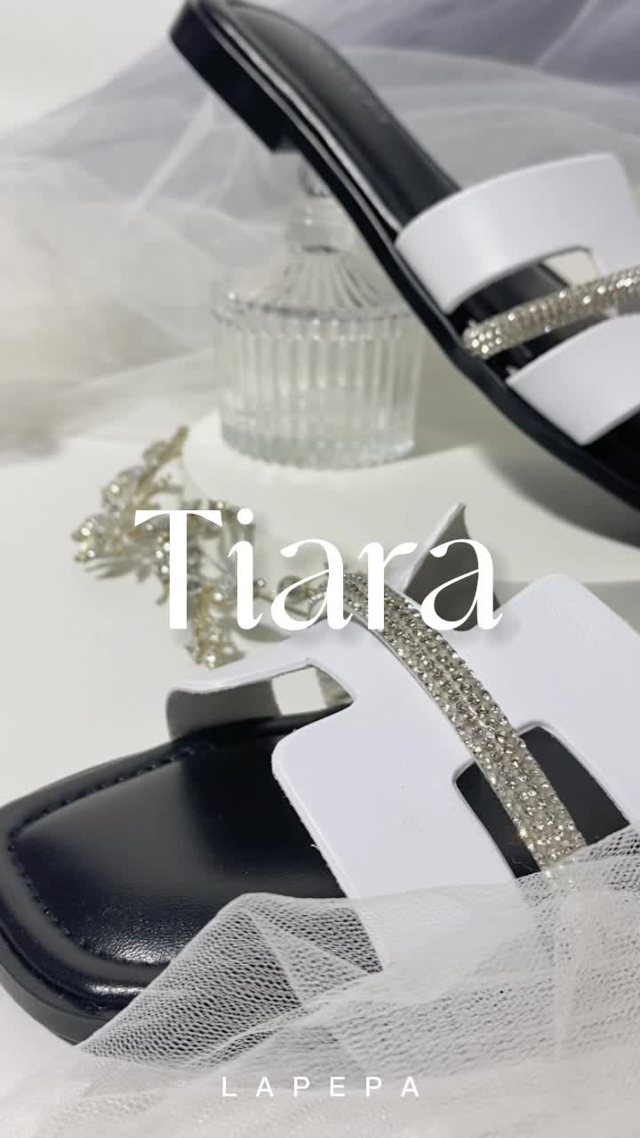 LAPEPA STORE - Tiara Black Sandal Teplek Wanita | sendal flat cewek kekinian 1 ban motif klasik blinkblink warna hitam terbaru official mall yuk beli sendal lokal kualitas import korea