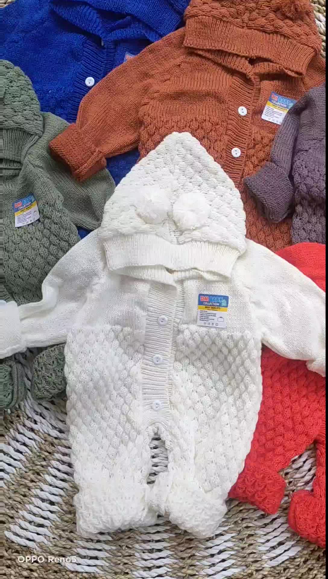 Jumper Bayi Rajut Halus Pom-Pom BodySuit 0-6 Bulan Max BB 8kg Newborn