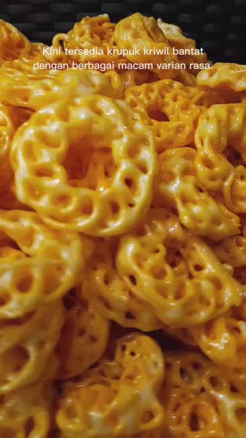 KRUPUK KRIWIL BANTAT 500 GRAM / KRUPUK MAWAR / ANEKA KRUPUK GORENG Food Snacks Pedas Makaroni Makanan Cemilan