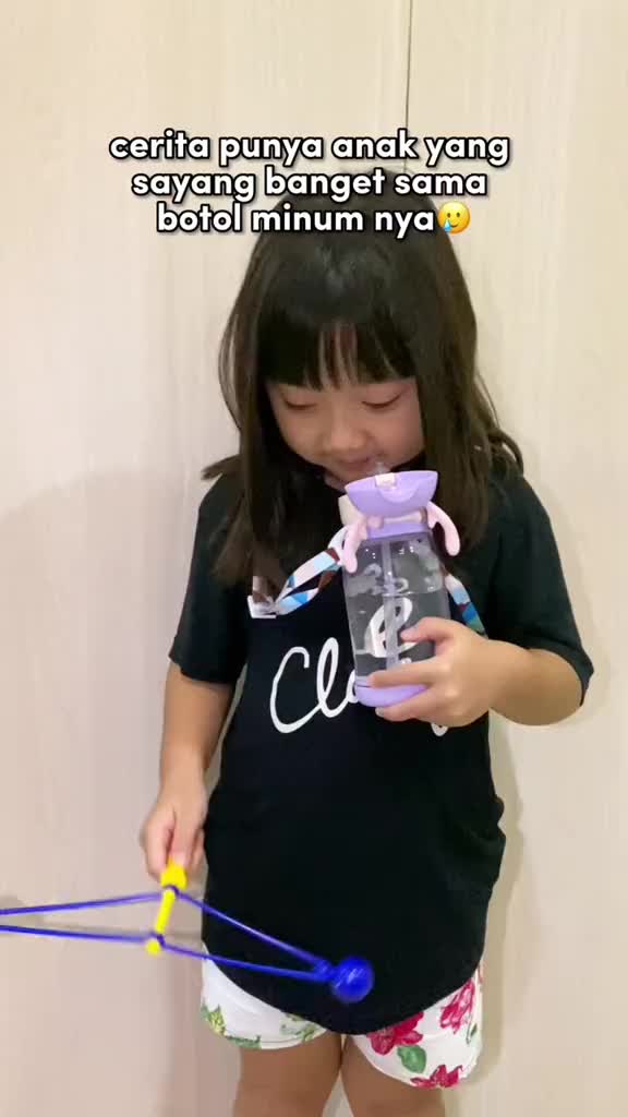 Botol Minum Anak Karakter Tanduk Rusa 600 ML Dengan Tali Gantung dan Sedotan BPA Free Cocok Untuk Sekolah