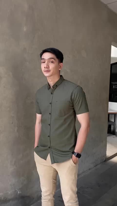 KEMEJA POLOS PRIA LENGAN PENDEK SLIMFIT WARNA HIJAU ARMY