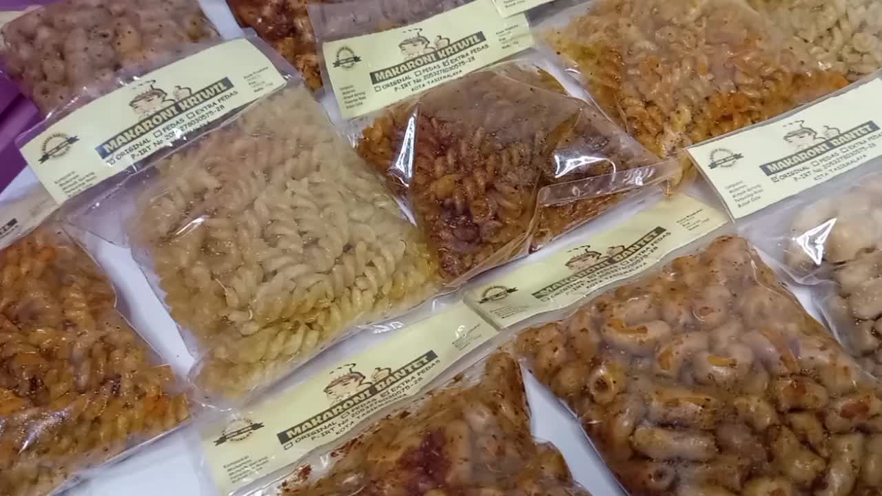 20PCS Makaroni Bantet dan Kriwil Cap Koki 60 g