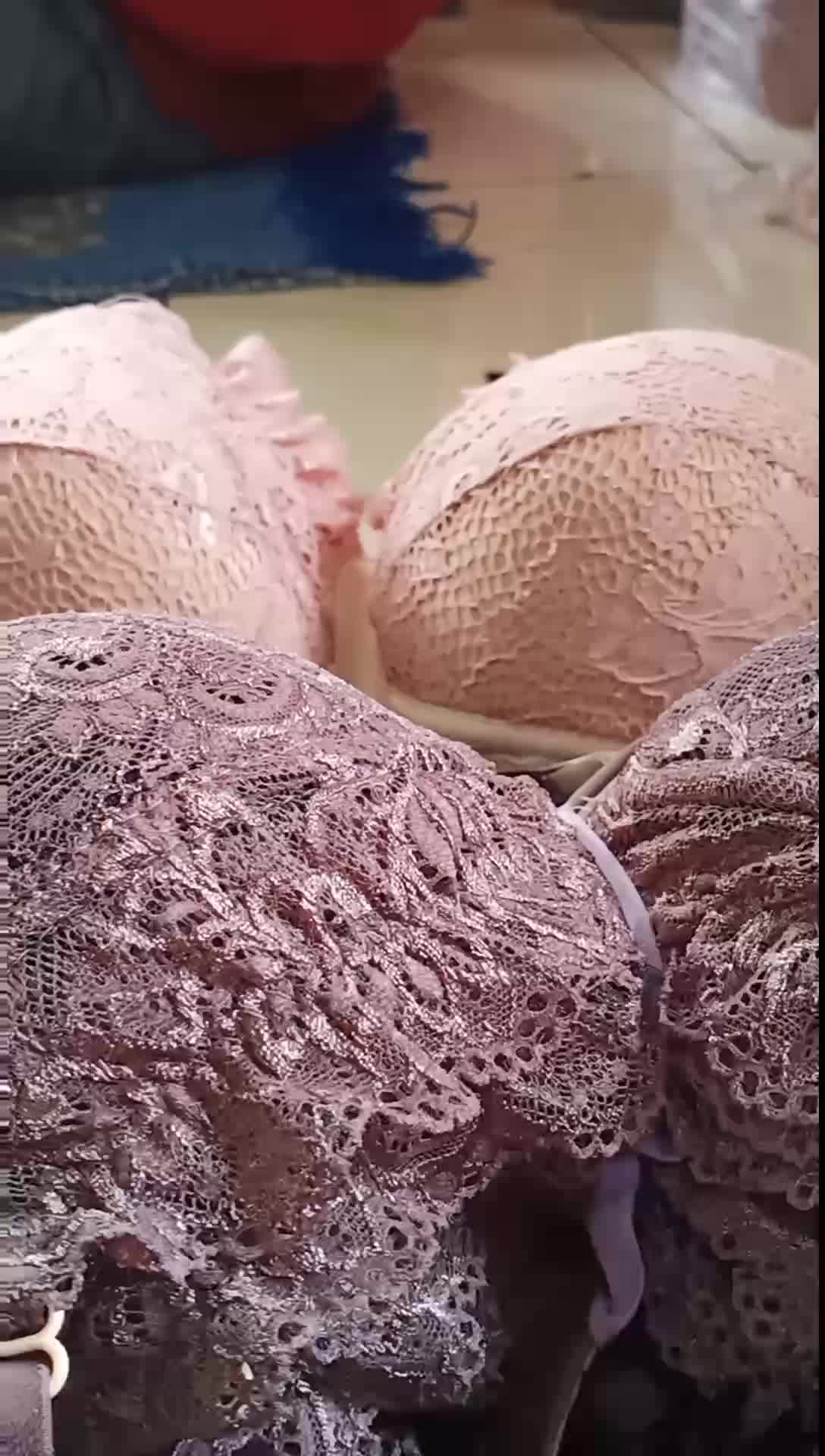 2 Pcs Bra Wanita Tanpa Kawat Full Coverage Busa Tipis Mulus Renda Bh Dewasa Nyaman Seamless Kemben