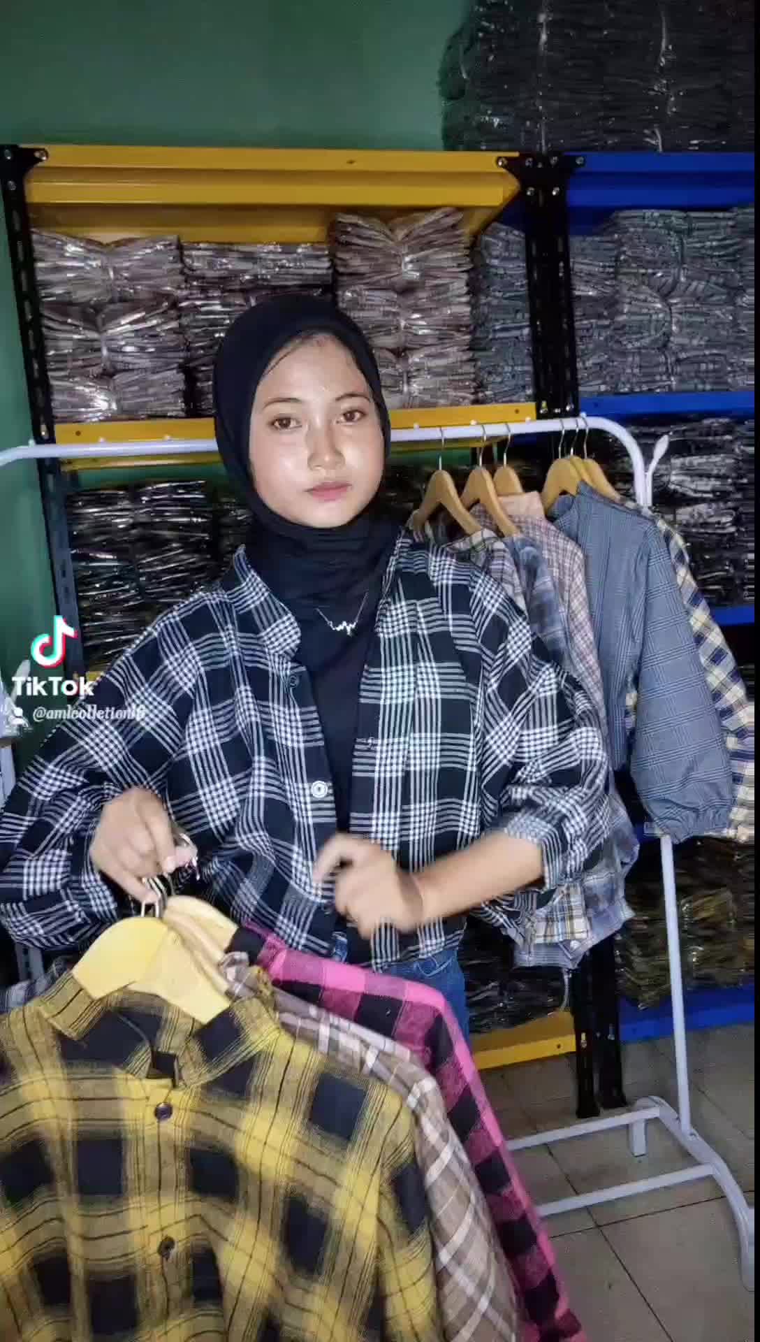 KEMEJA TAMARA BATWING FLANEL KOTAK KOTAK Oversize