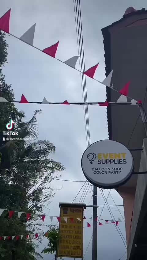 Promo Bendera Bunting Flag Segitiga [18Lembar]  Renteng Festival Merah Putih