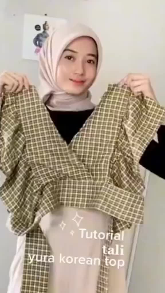 Korean Top Rompi