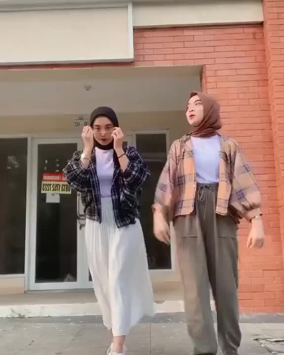 Outer Balon Flanel viral Outer Balon Grid