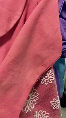Alat penghilang bulu di pakaian lint remover Portable vakum bulu pakaian dengan Baterai berfungsi untuk penghilang bulu baju atau Pembersih pencukur bulu baju