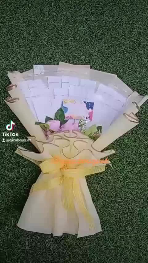 Ready Money Bouquet / Buket Uang warna Yellow Beige