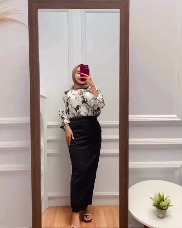 Rok Span Panjang Wanita SCUBA Ringan & Elastis, Casual Dewasa Hitam Putih, Tersedia Size M-L-XL-XXL
