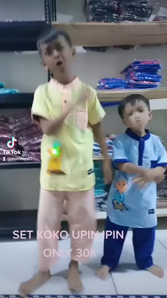STELAN BAJU KOKO ANAK  1-5 TAHUN UPIN IPIN SERIES TERBARU ( VIRAL)/Baju koko anak Laki Laki/Baju Koko Anak 1 Tahun/Baju Koko Anak 2 Tahun/Baju Koko anak  3 Tahun Muslim Peci Tanggung Setelan Kurta Celana Panjang Katun