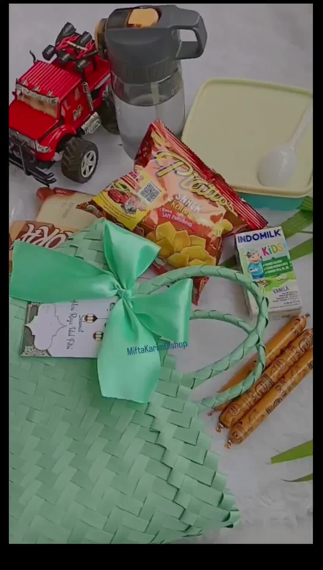 READYSTOCK- EMBOS Xs Tas anyaman (hampers lebaran,  parcel, tas ultah, suvenir) Plastik