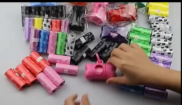 10 Pcs Kantong Sampah Tapak Bermotif - Isi 15 Per Roll