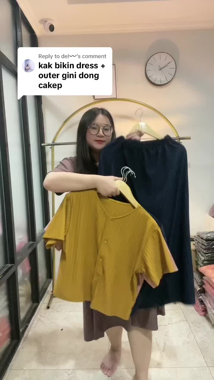 [Bisa COD-Ready] Soo Ah One Set Rok Setelan Multifungsi 2in1 Hornet Knit (Crop Top & Rok Panjang / Inner Dress & Cardigan Rompi)