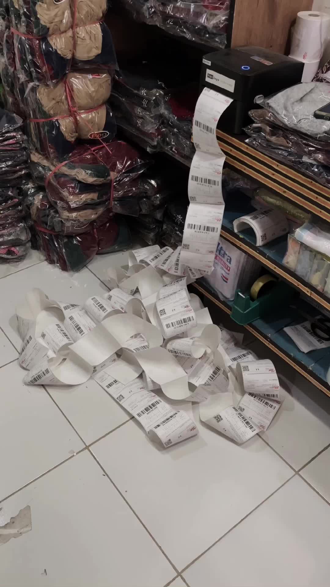 2 Lusin(24pcs) Cd Wanita Polos jumbo 5L Warna mirip pelangi