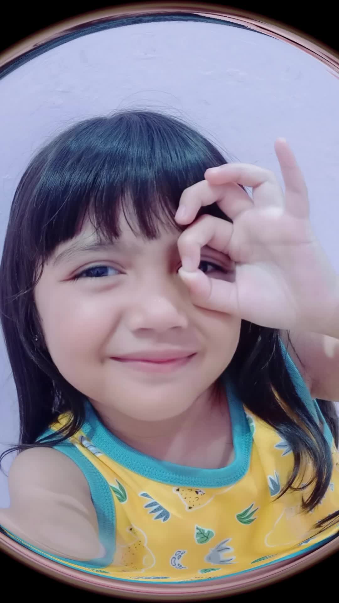 Velvet Junior Motif Kancing Pundak Pendek Celana Pendek