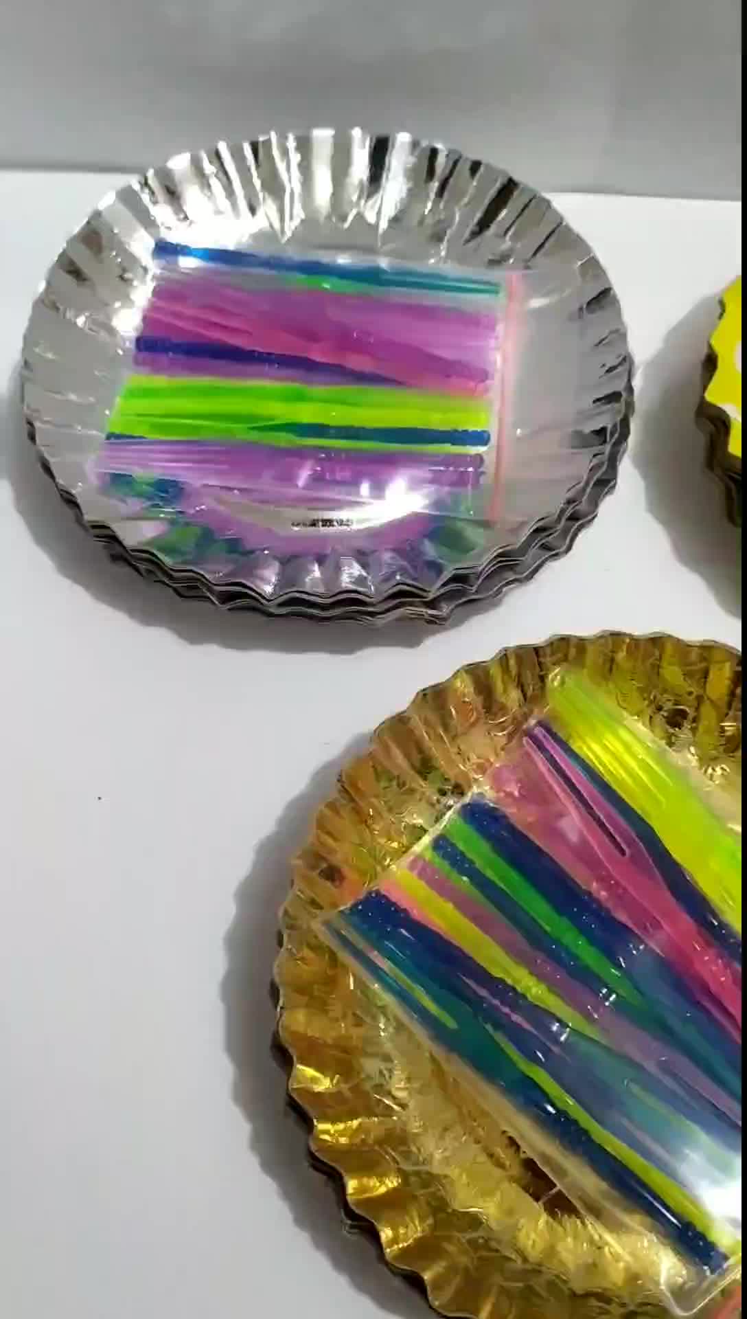 1 paket 20 pcs piring cake & 20 pcs garpu / piring ulang tahun/ piring silver/garpu kue