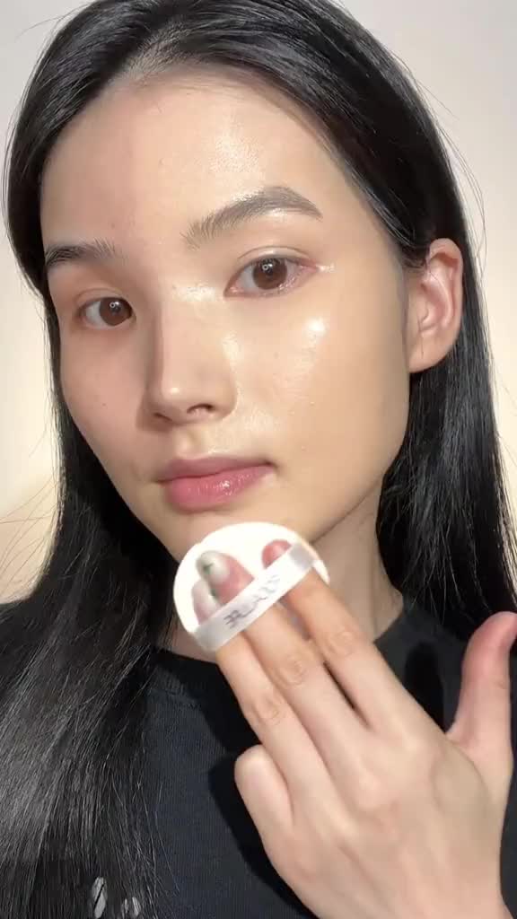 [Official] FOCALLURE Poreless BB Cushion Full Coverage Foundation #GoldenAge