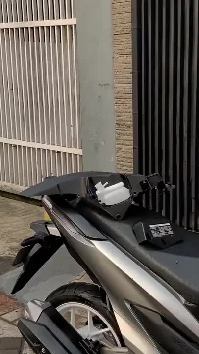 HUGGER SPAKBOR KOLONG VARIO 125 150 HUGGER AIRBLADE ORIGINAL PNP VARIO 110/125/150 HUGGER LED NEW/ OLD HUGGER BEAT PCX SCOOPY Motorcycle