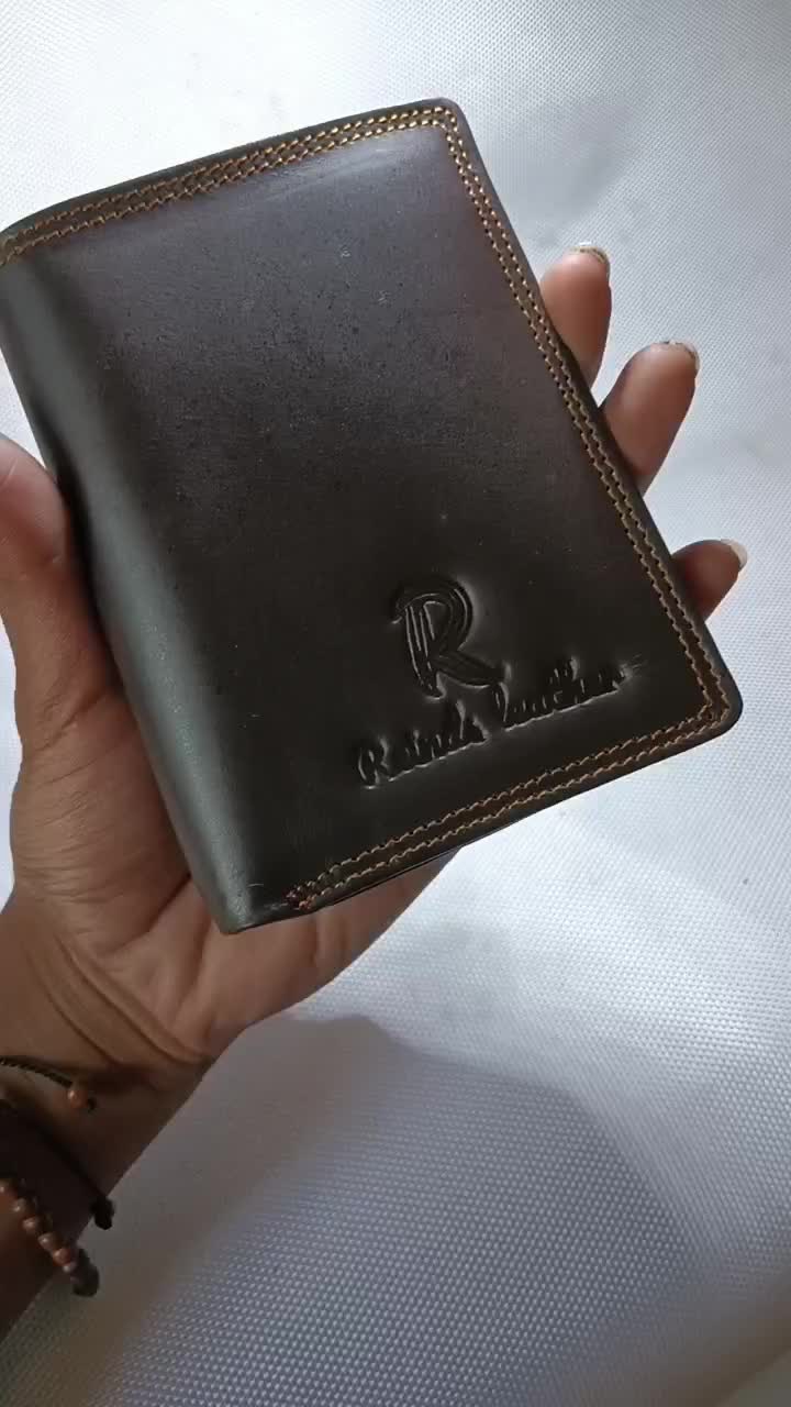 Dompet kulit sapi model berdiri/tanggung. Kartu Pria