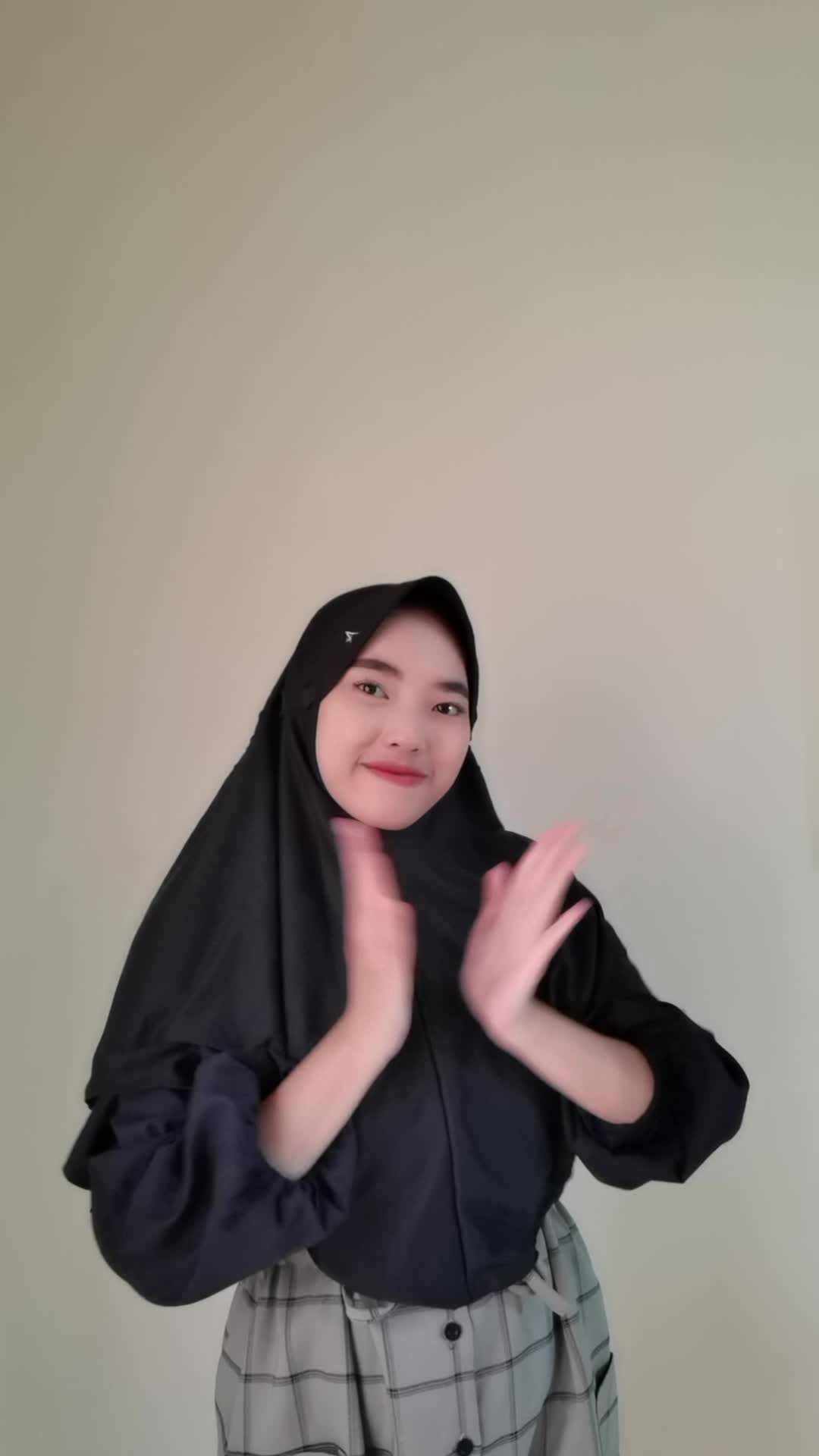 Laiqa-Kerudung  Jilbab  Instan Sekolah Premium Pita Diluar By Shafia Hyza